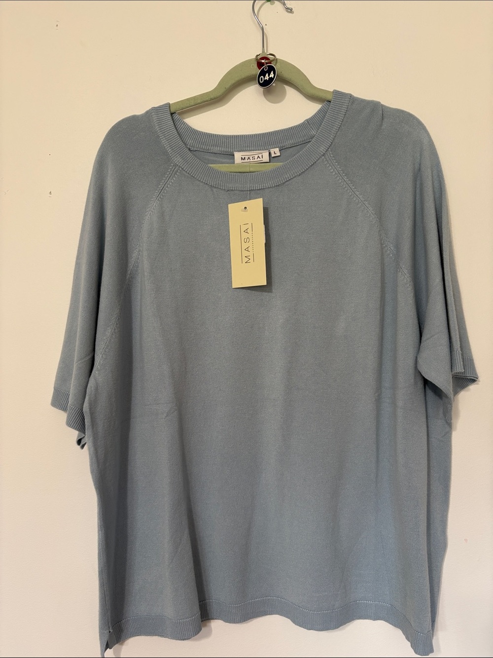 044 NWT MASAI SWEATER